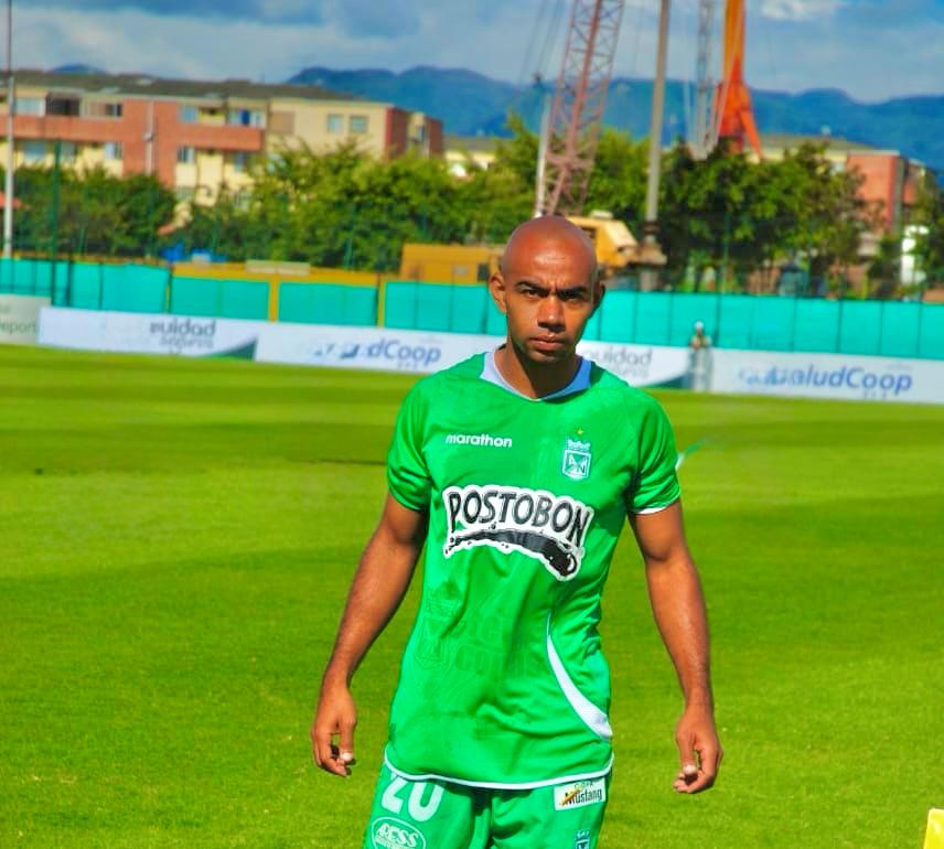 Pastor Estiven Vélez